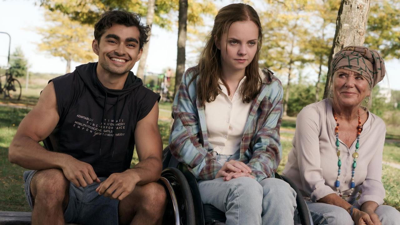 Backdrop for Karla, Rosalie und das Loch in der Wand