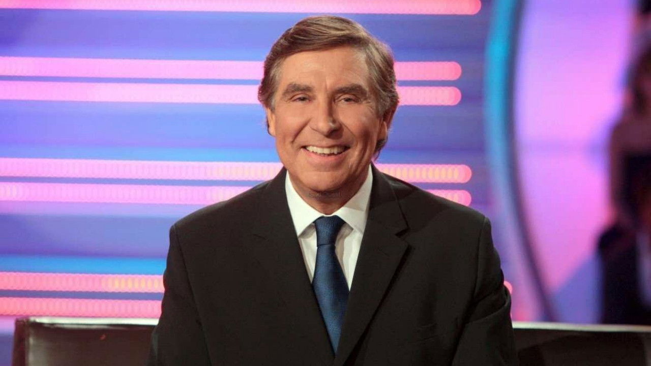 Backdrop for Sacrée Soirée