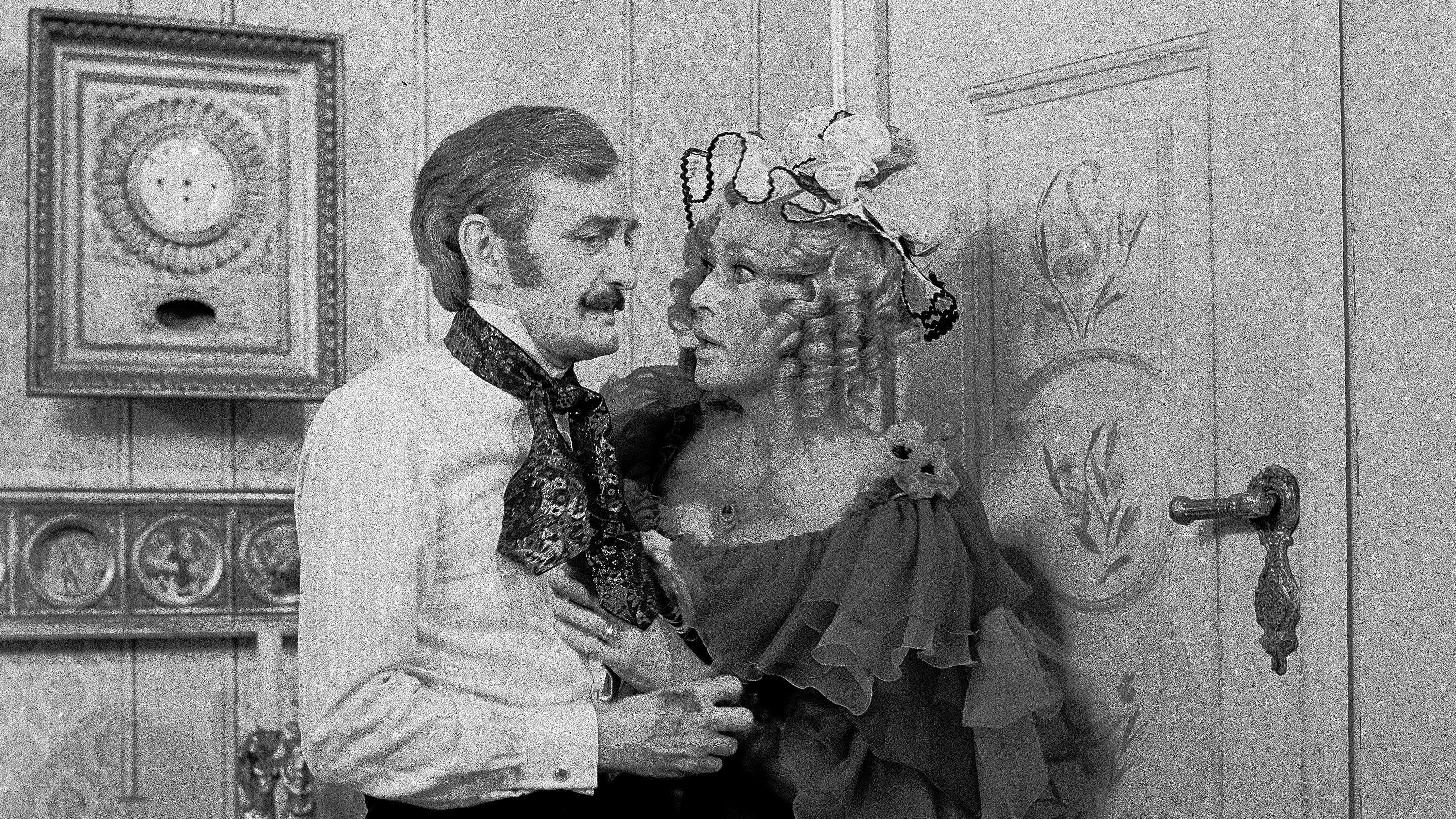 Backdrop for Vražda v ulici Lourcine