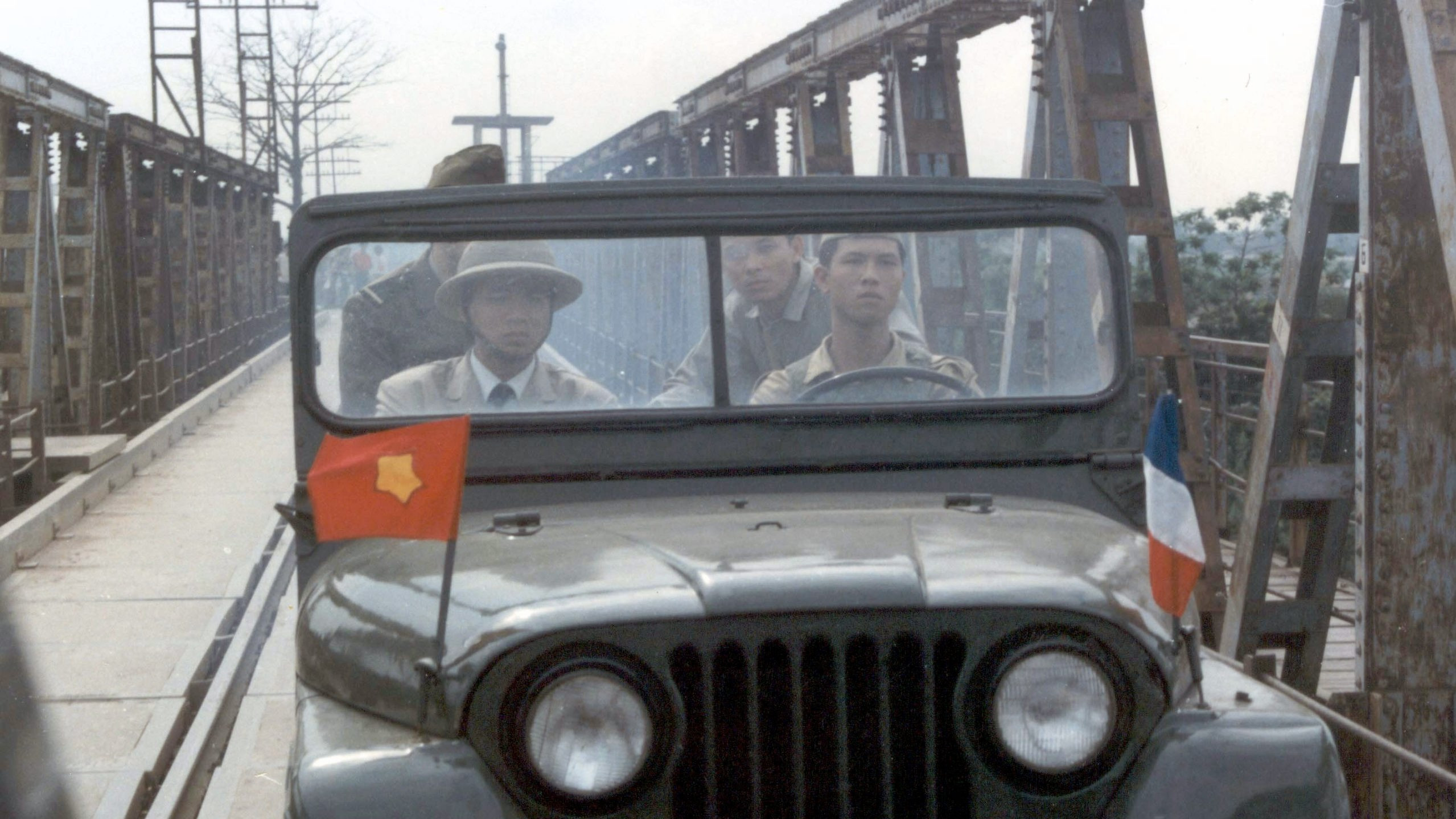 Backdrop for Hanoi: Winter of '46