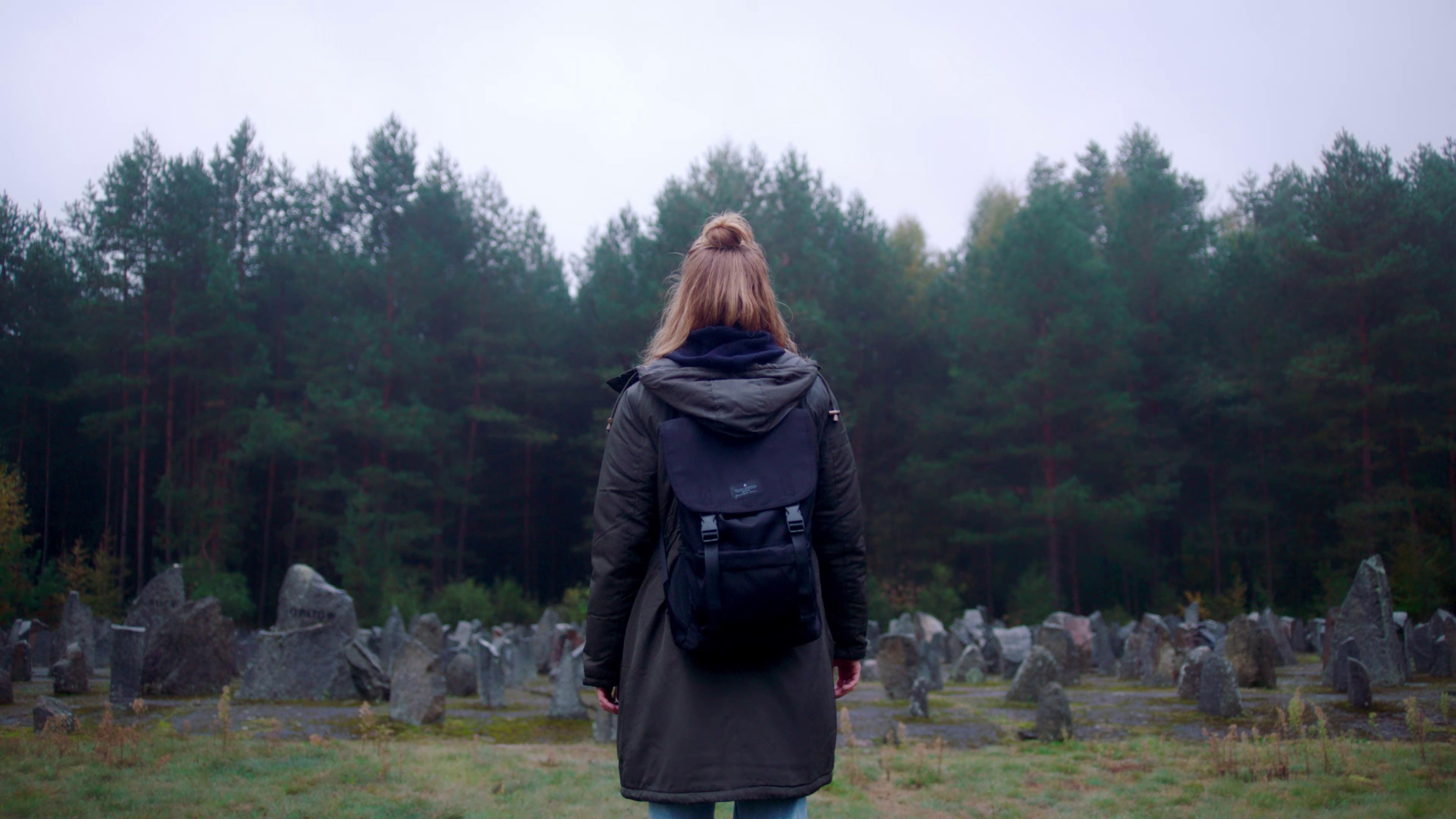 Backdrop for כל עוד בלבב