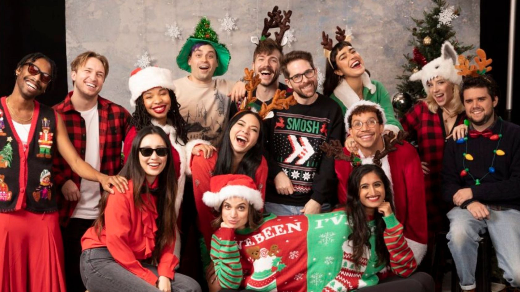 Backdrop for Smosh: Under the Mistletoe