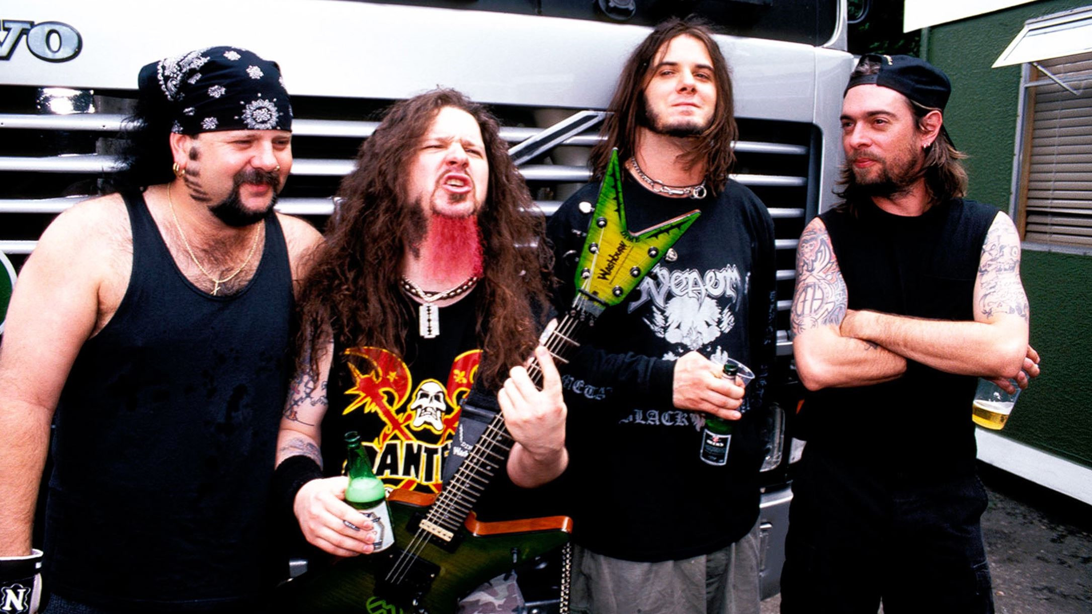 Backdrop for Pantera: Reinventing Hell - The Best Of Pantera