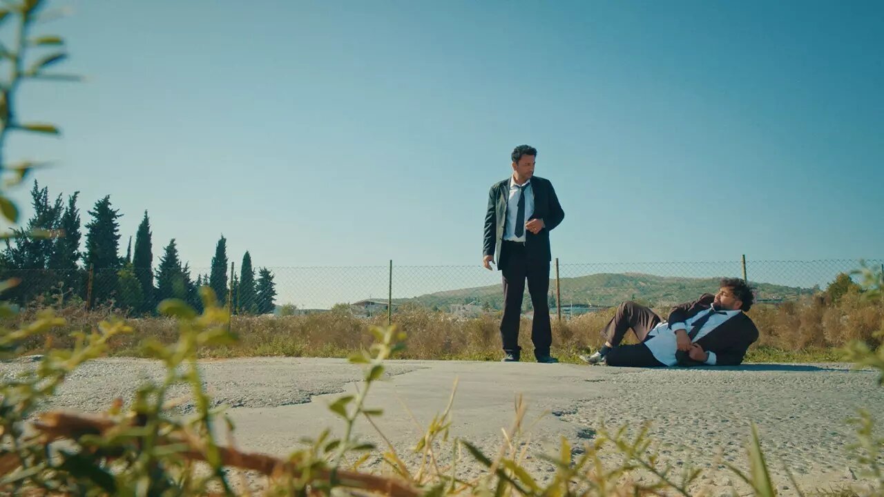 Backdrop for Altına Hücum