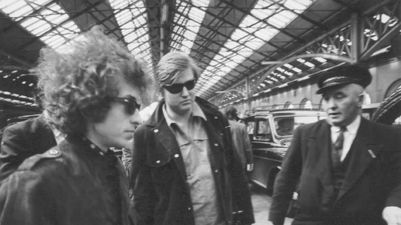 Backdrop for World Tour 1966: The Home Movies