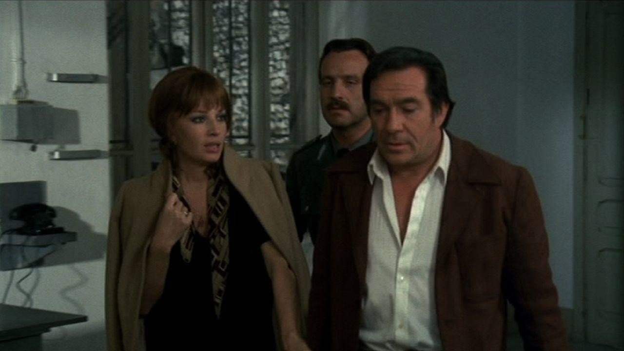 Backdrop for The Superwitness