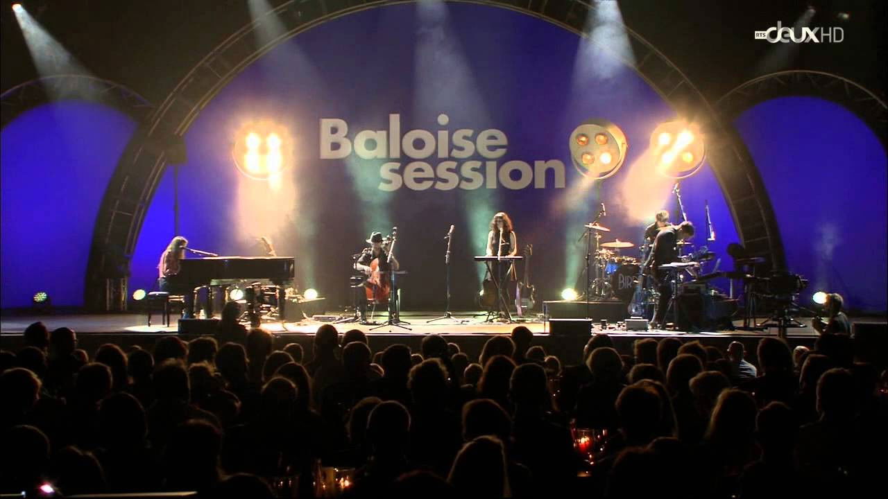 Backdrop for Birdy at Baloise Session