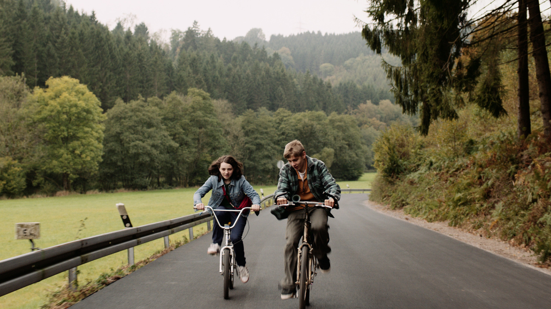Backdrop for Fünf Dinge, die ich nicht verstehe