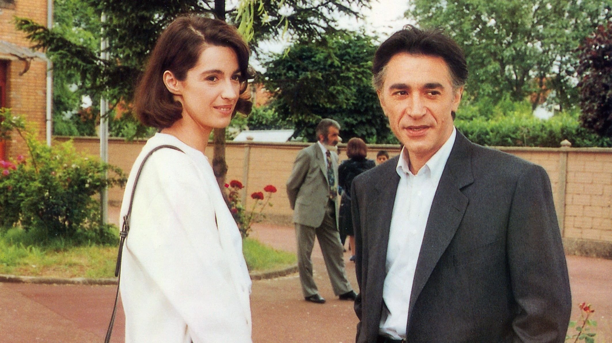 Backdrop for 588 rue Paradis