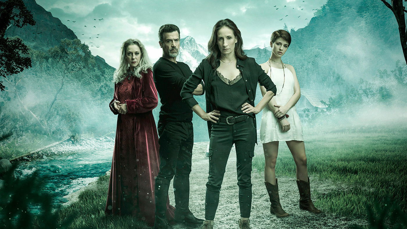 Backdrop for Río Oscuro