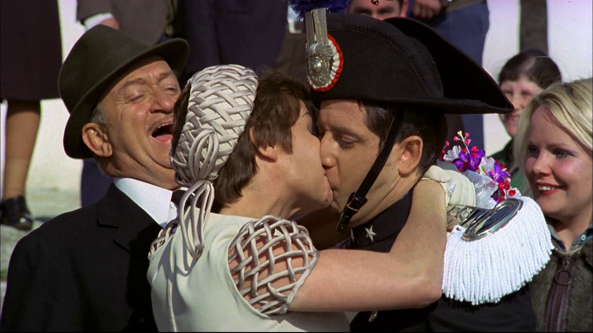 Backdrop for Los pecados de una chica casi decente