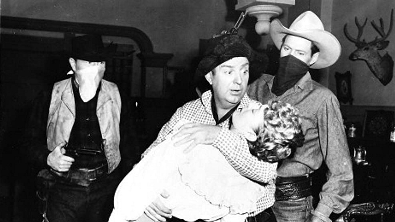 Backdrop for Trail of the Rustlers