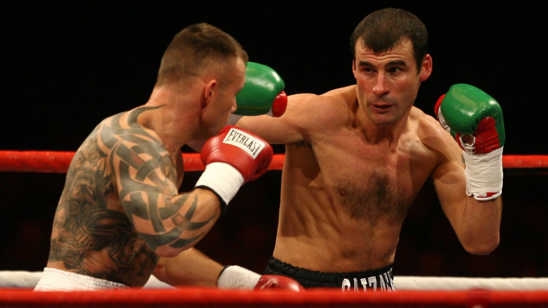 Backdrop for Heroes: Best of British Boxing