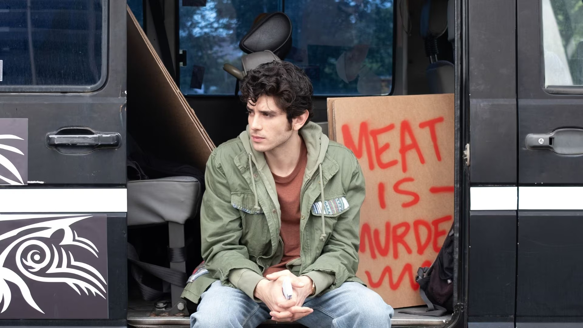 Backdrop for L'amore, in teoria