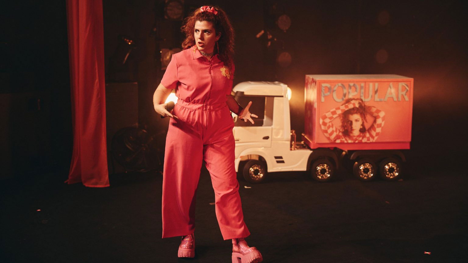 Backdrop for Popular