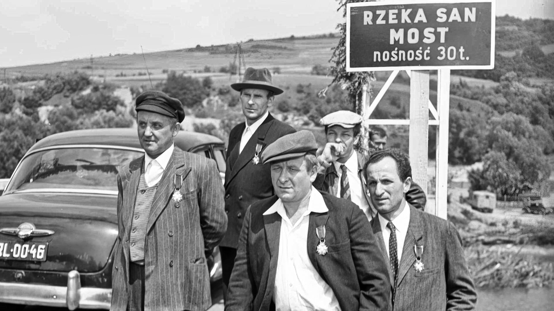 Backdrop for Skinny and Others