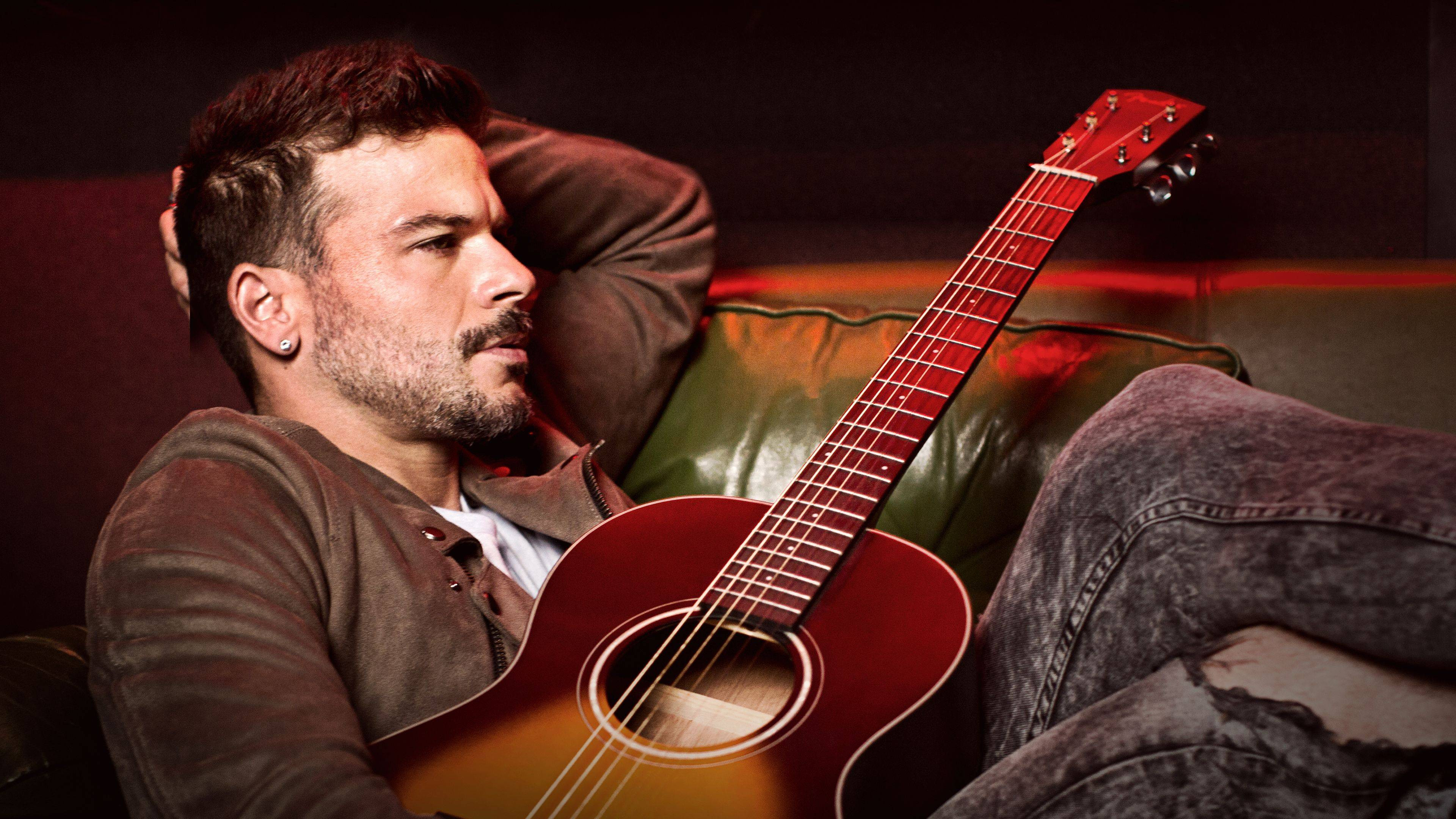 Backdrop for Pedro Capo: En Letra de Otro