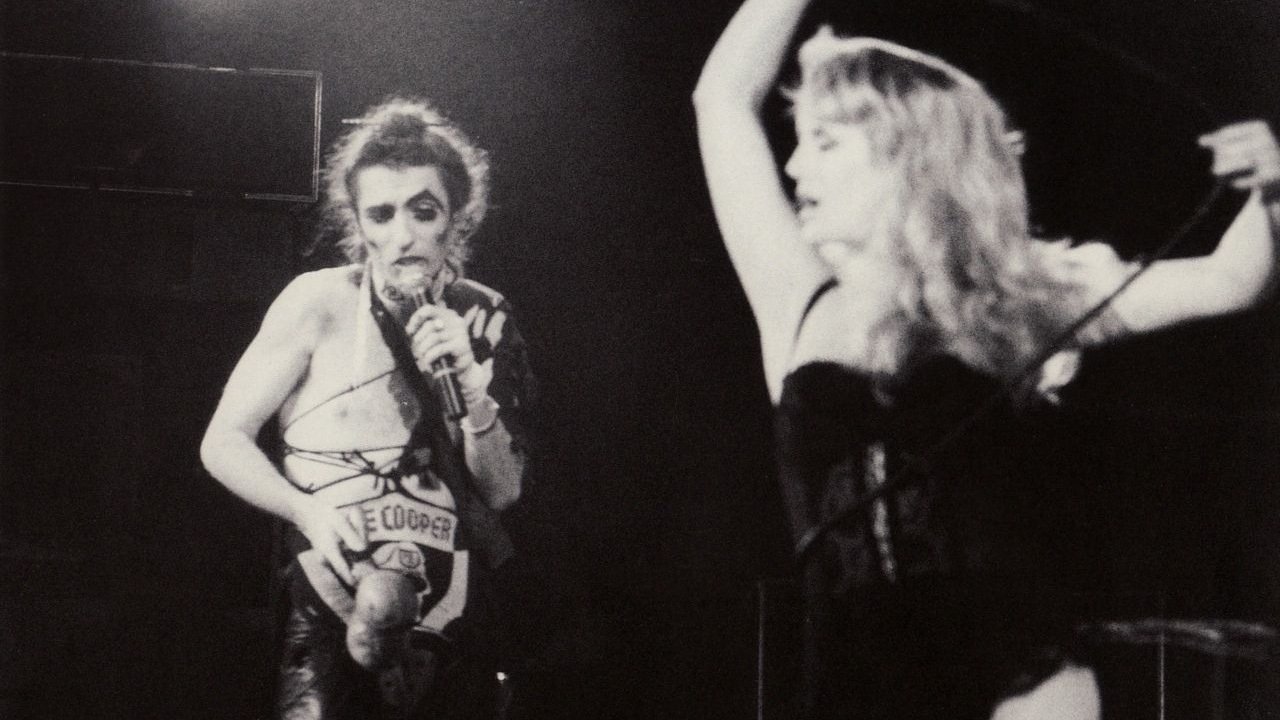 Backdrop for Alice Cooper à Paris