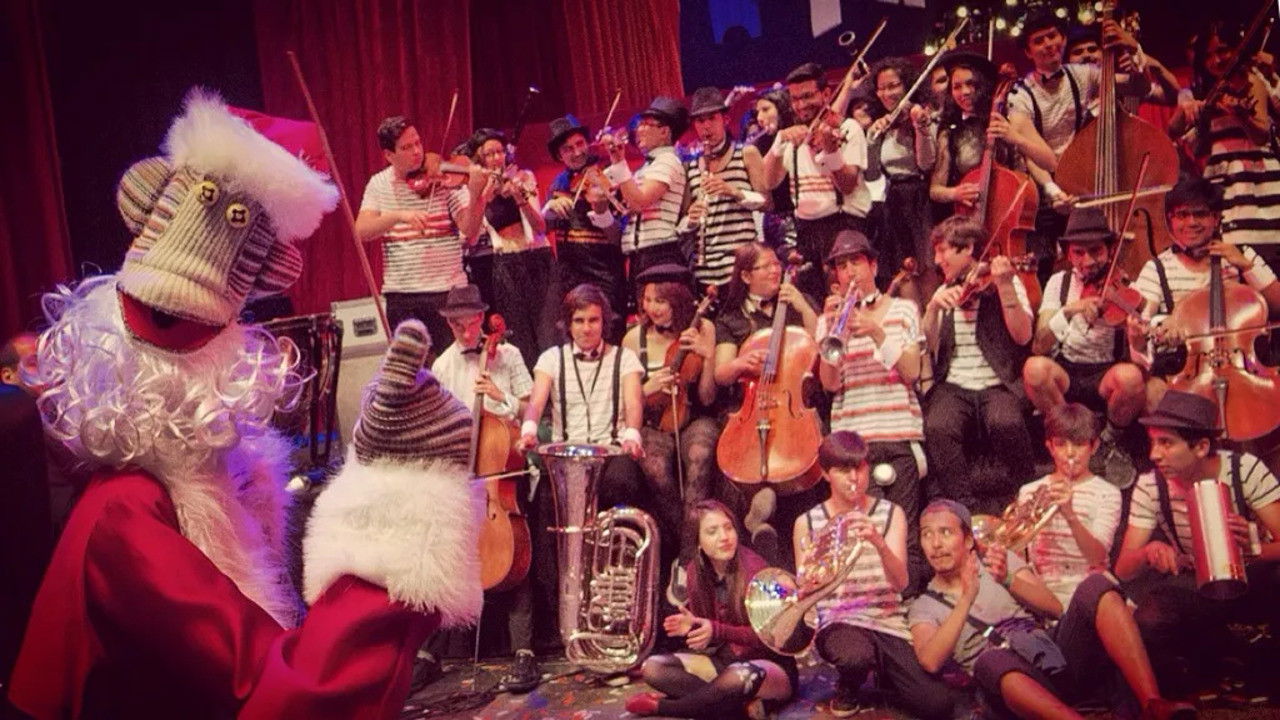 Backdrop for 31 Minutos: Calurosa Navidad de Gala