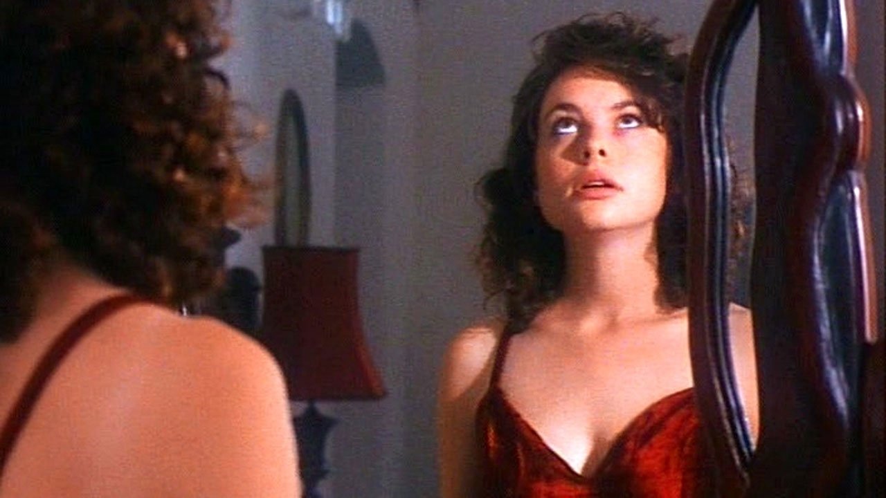 Backdrop for Mirror Mirror 2: Raven Dance