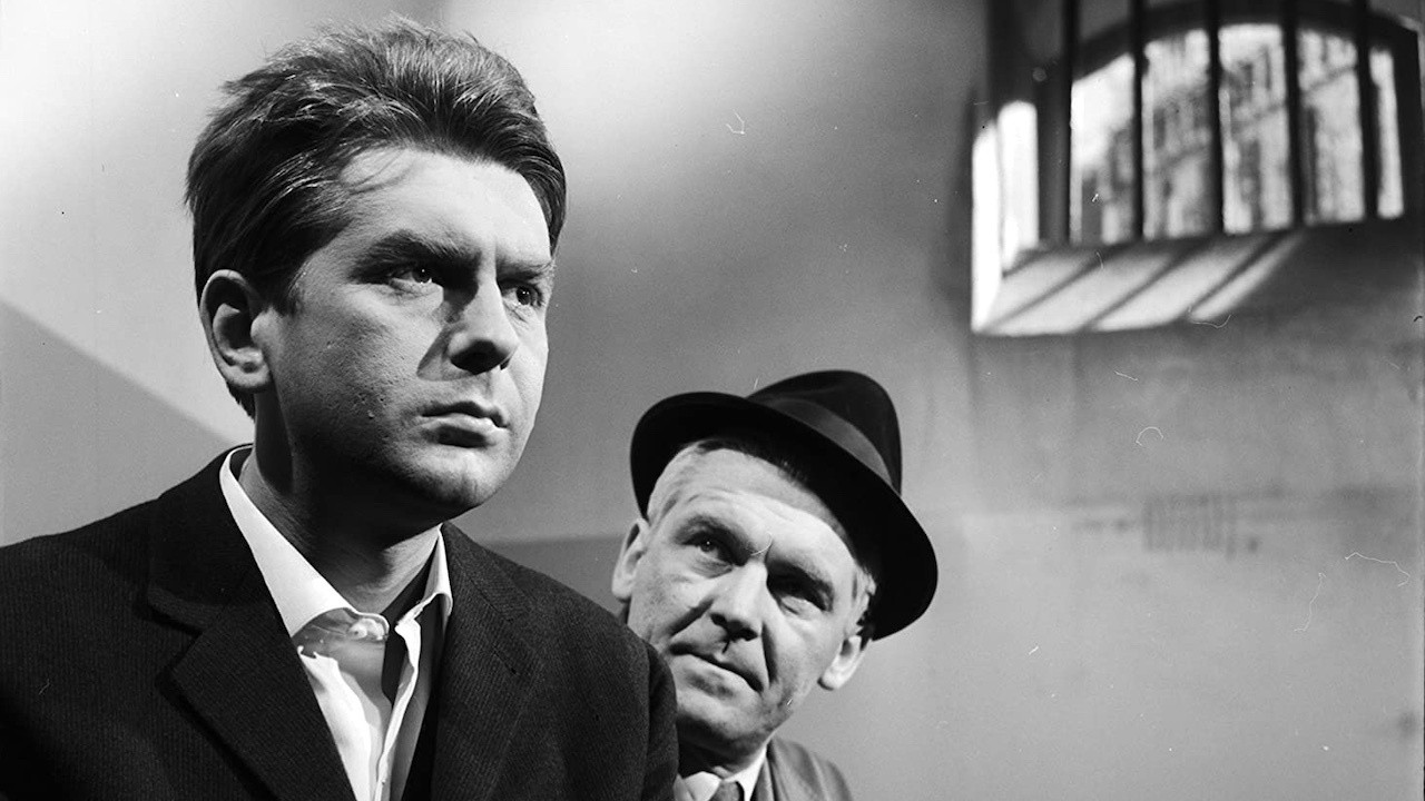 Backdrop for Der Mann mit der Maske