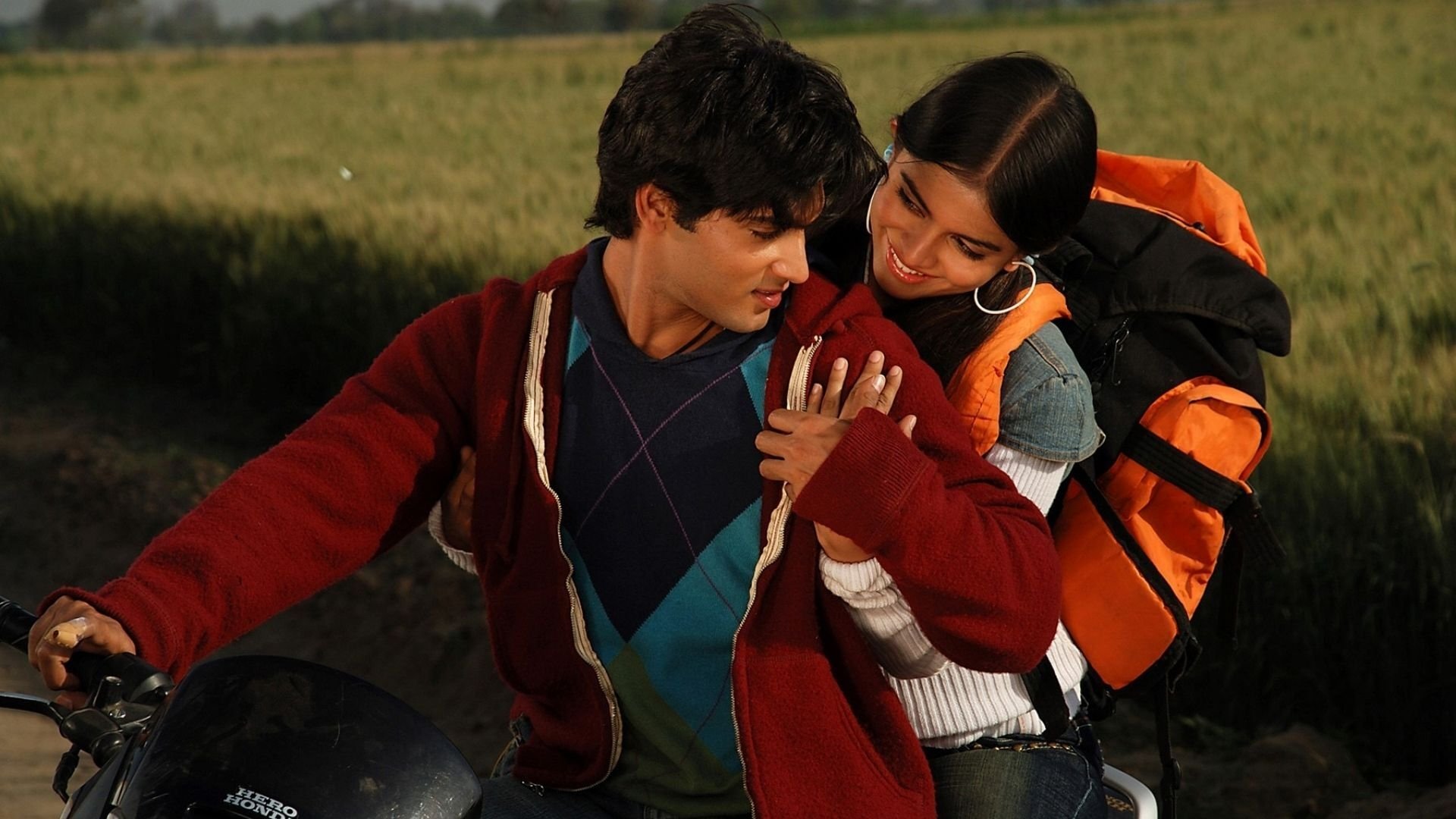 Backdrop for Teree Sang: A Kidult Love Story