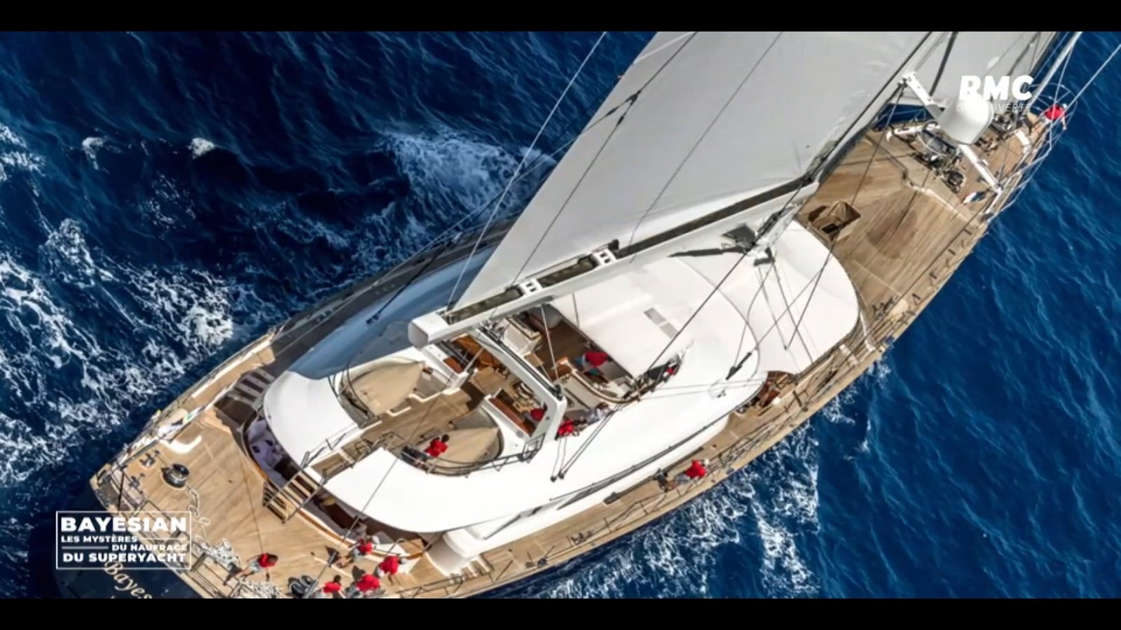 Backdrop for Bayesian : les mystères du naufrage du superyacht en sicile