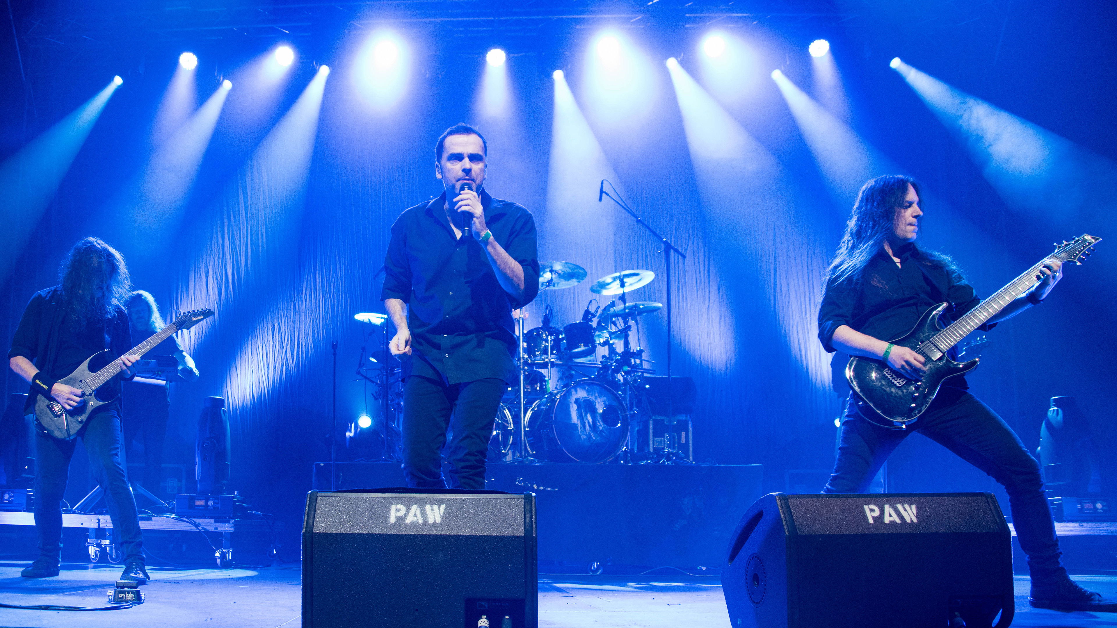 Backdrop for Blind Guardian - Imaginations From The Other Side - Live In Oberhausen
