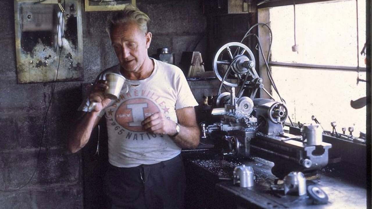 Backdrop for Offerings to the God of Speed