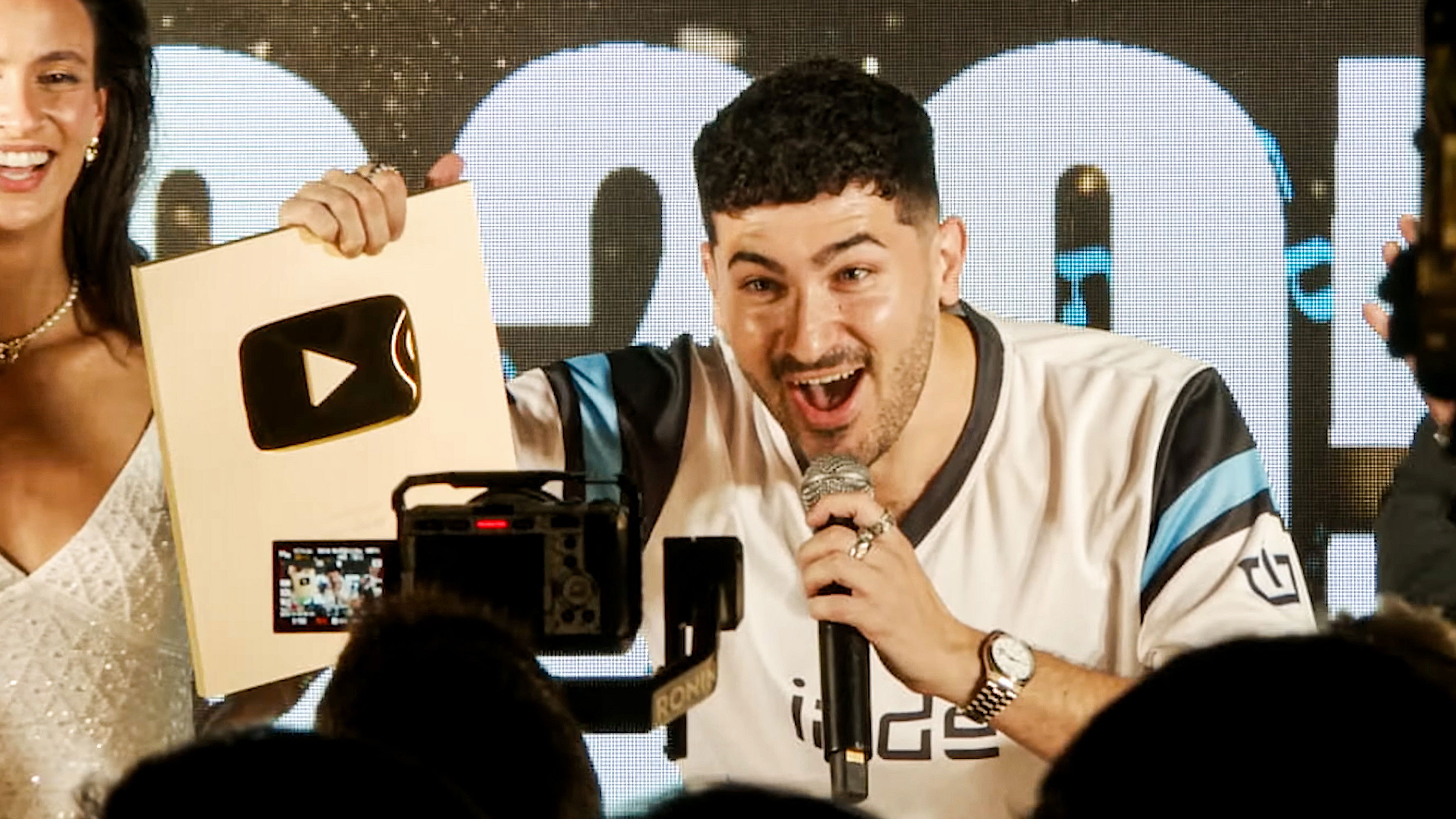 Backdrop for The full story of Inde Game