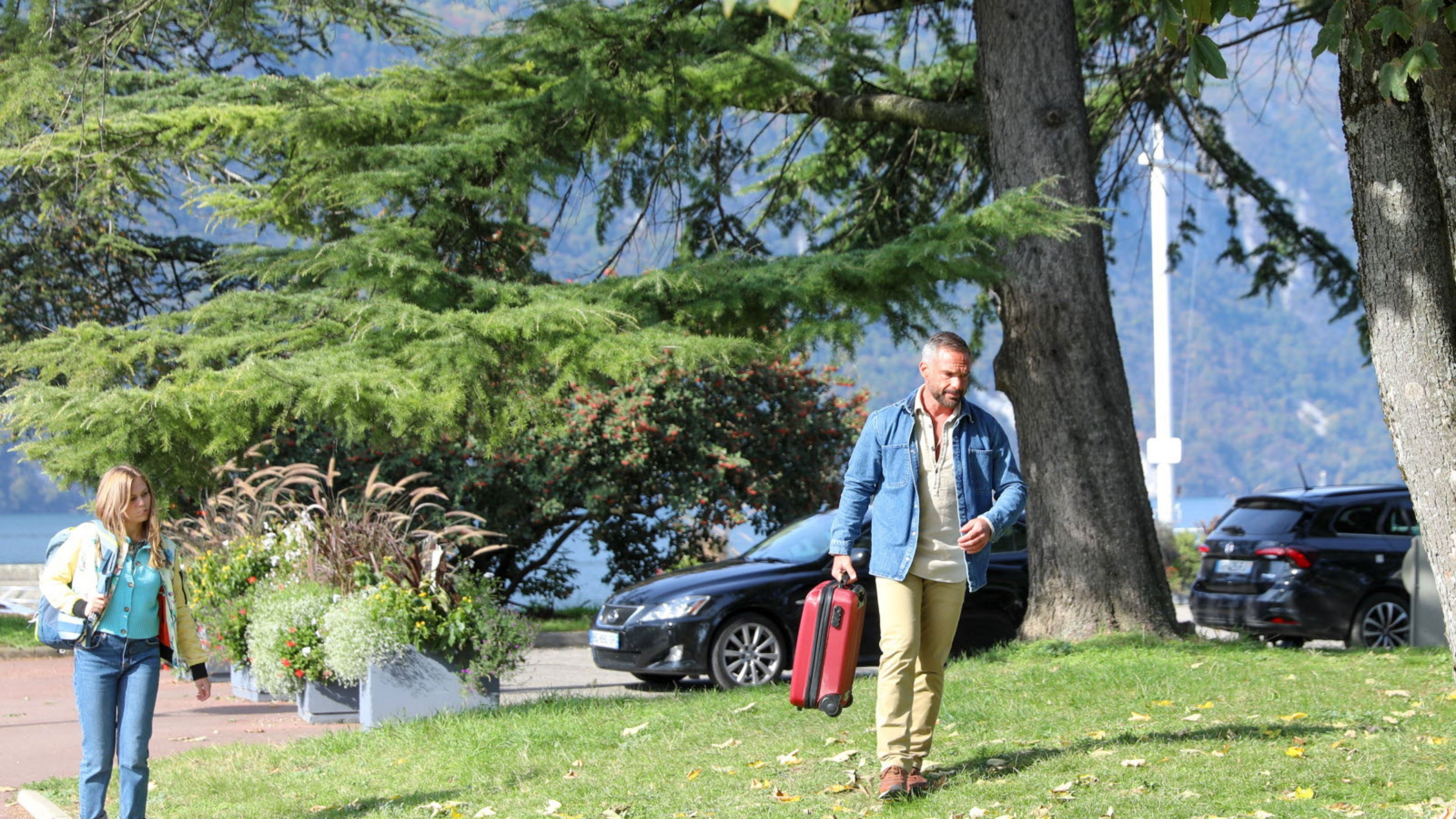 Backdrop for The Devil's Leap