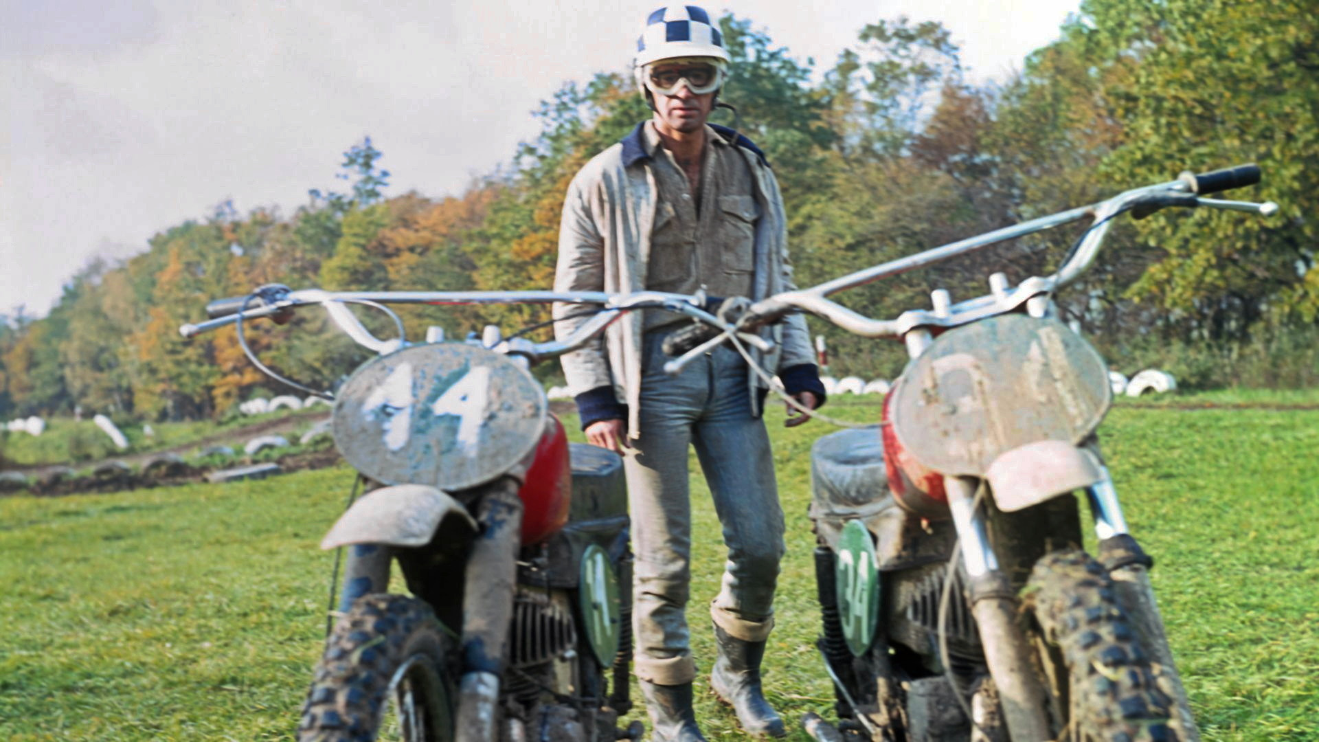 Backdrop for Motodrama