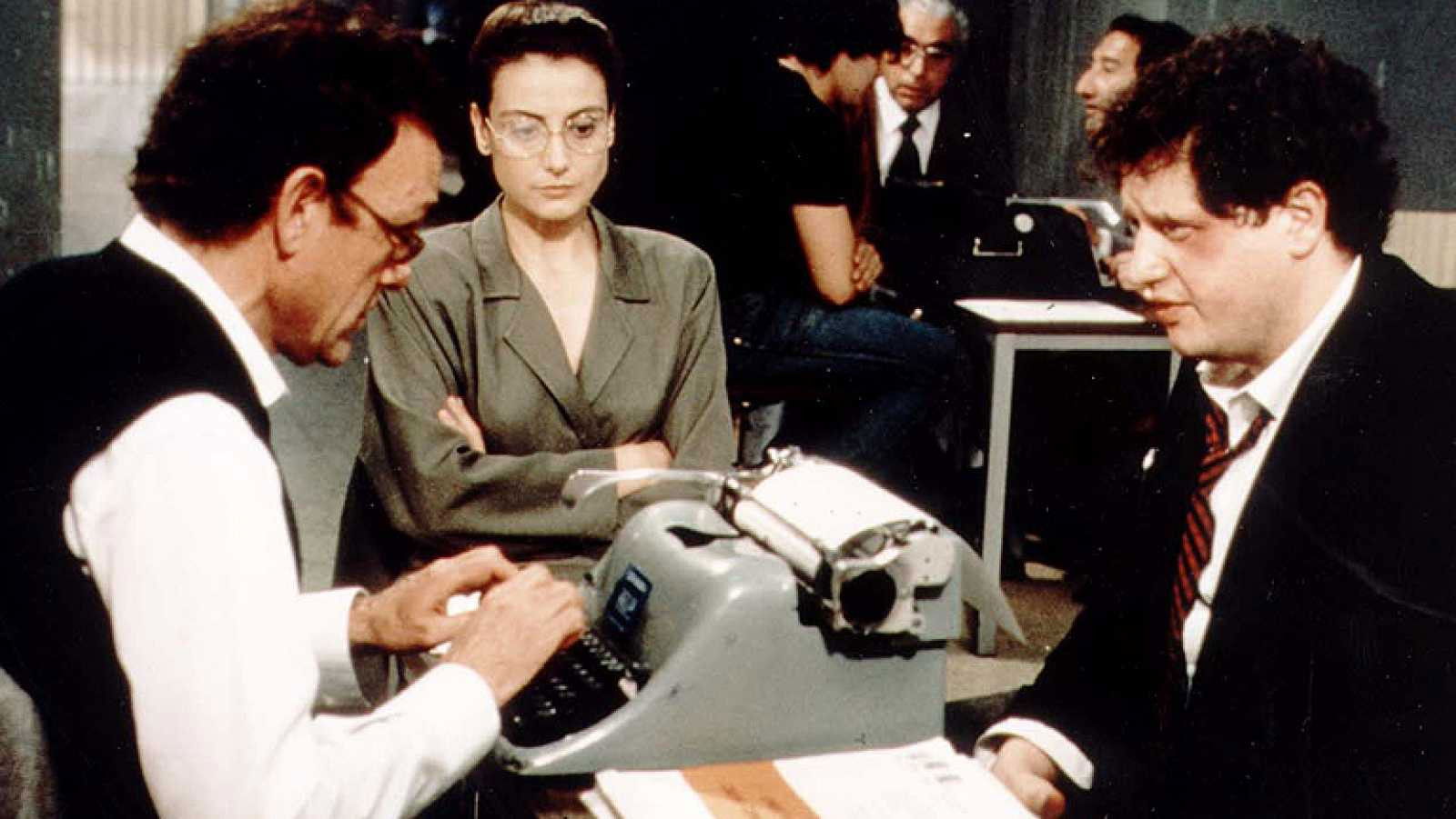 Backdrop for Turno de Oficio