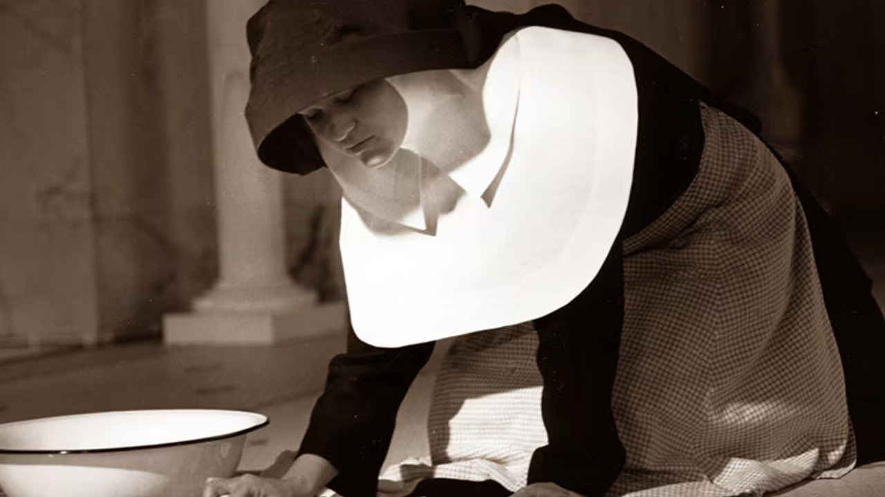 Backdrop for God's Girls