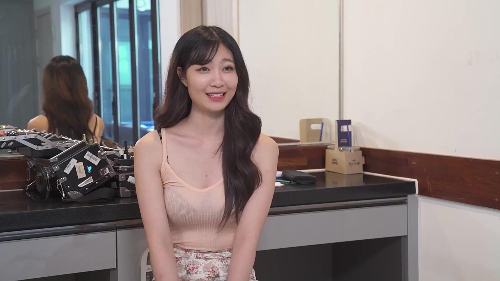 Backdrop for 24 Year Old Yoon Yul's Sexy Breasts