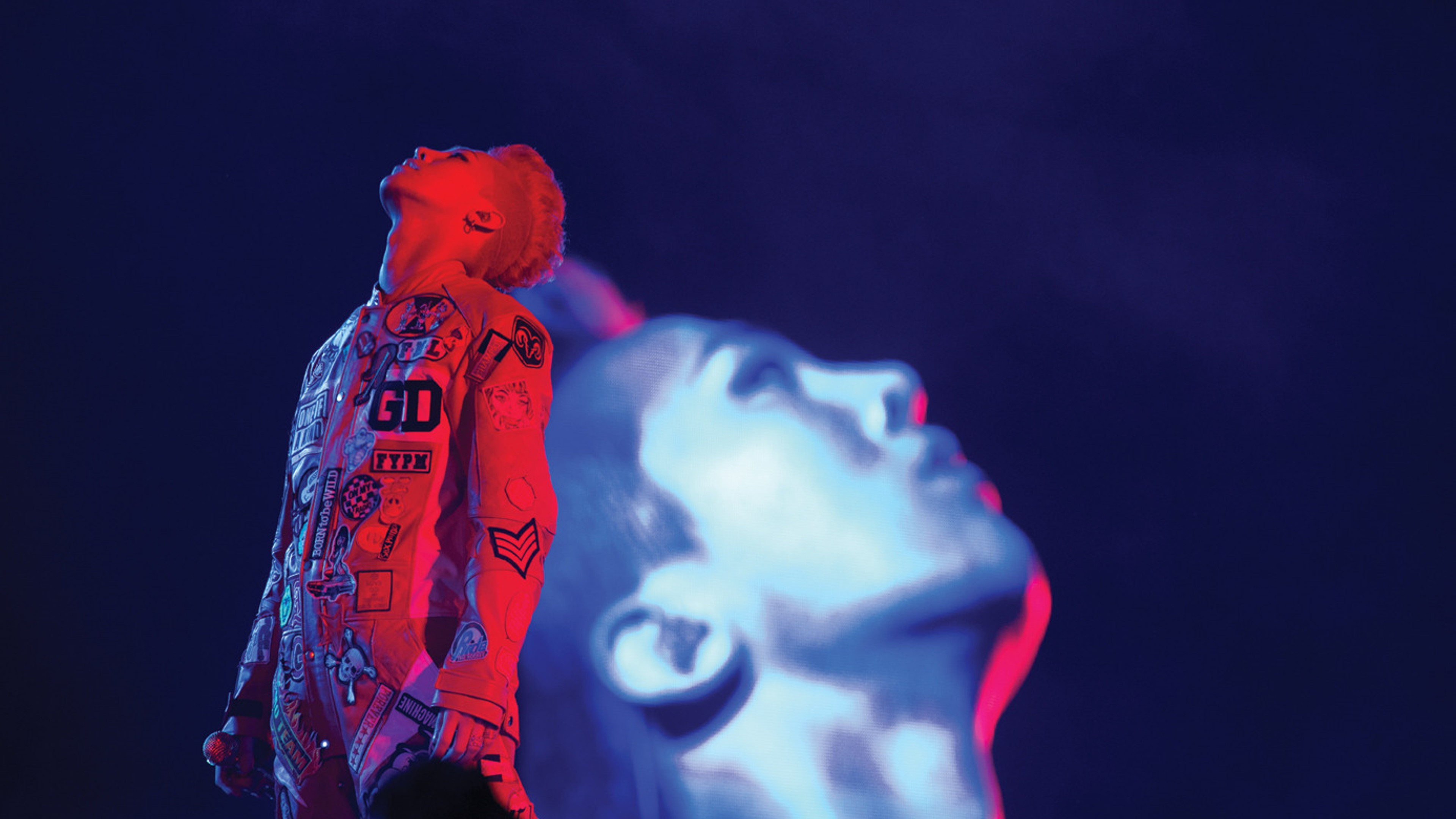 Backdrop for ONE OF A KIND 3D ; G-DRAGON 2013 1ST WORLD TOUR