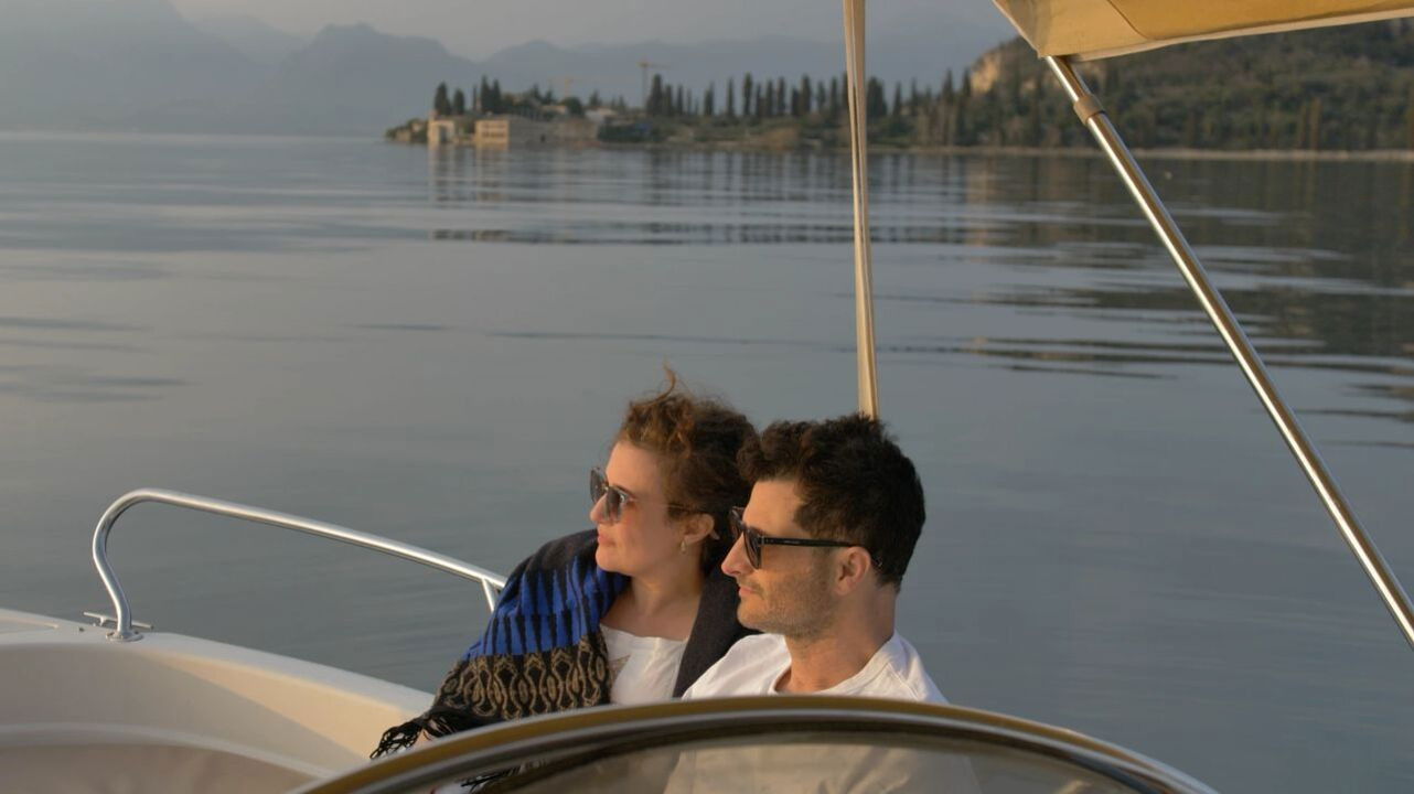 Backdrop for To Love a Narcissist