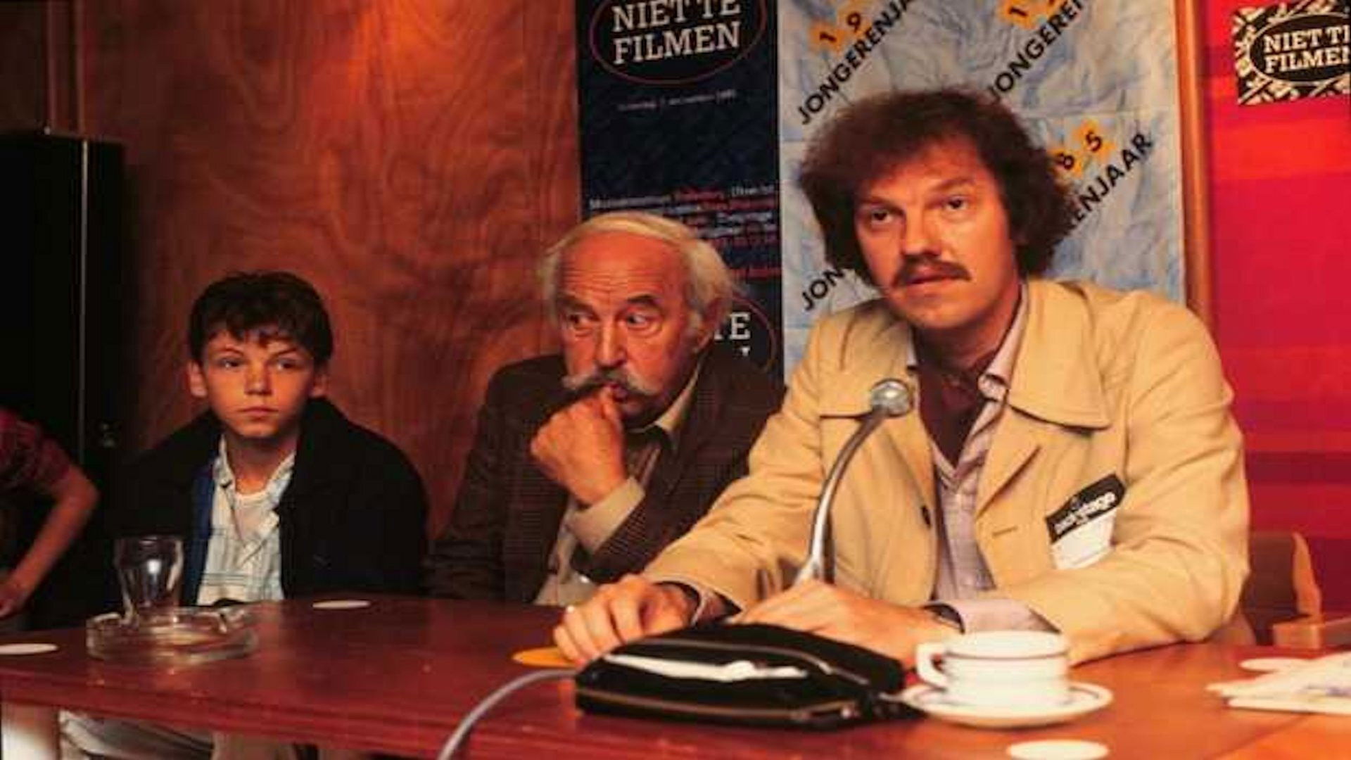 Backdrop for Thomas & Senior