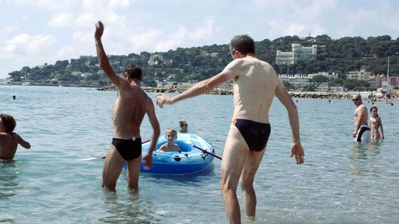 Backdrop for Le repos des braves