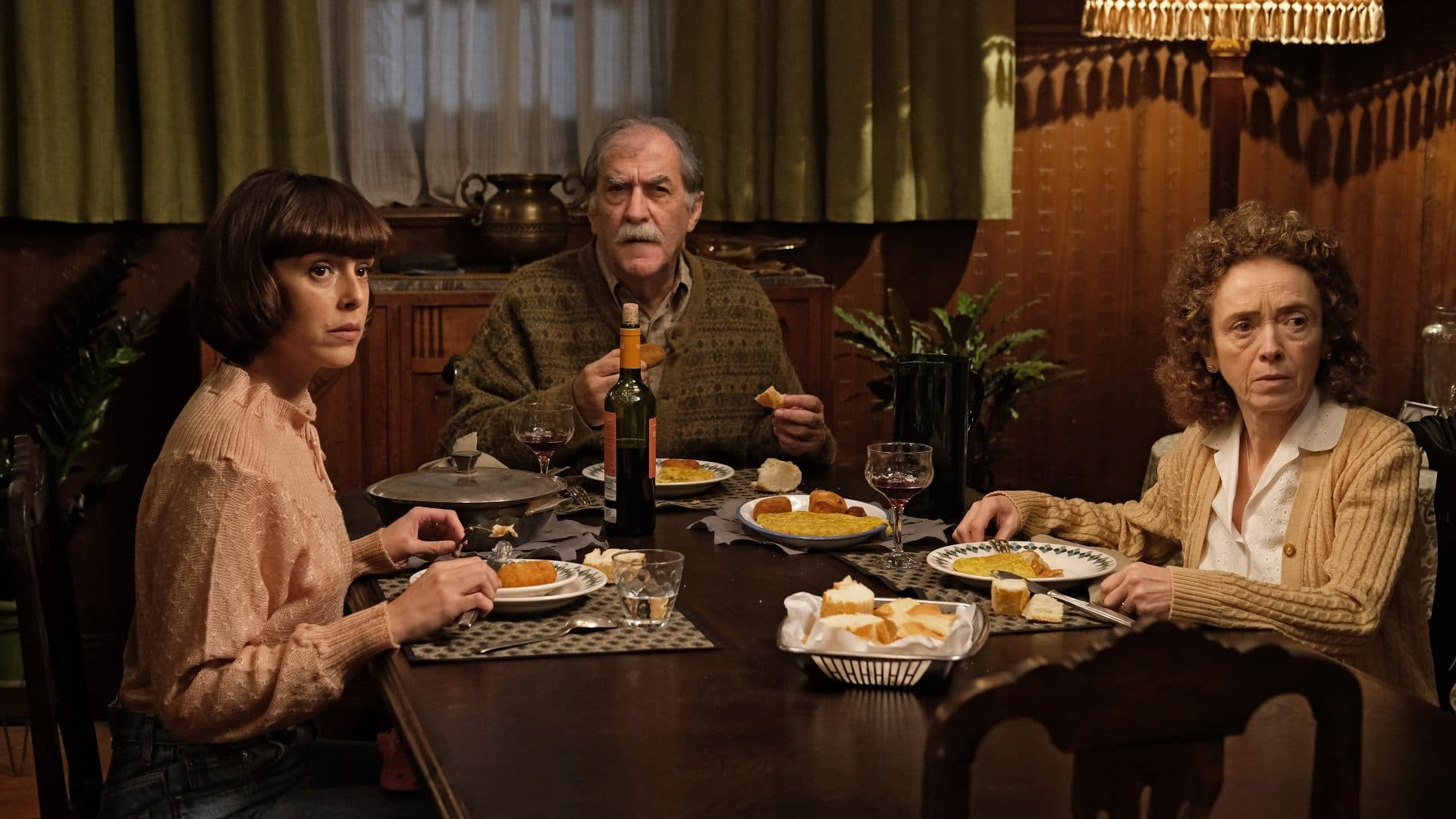 Backdrop for Advantages of Travelling by Train