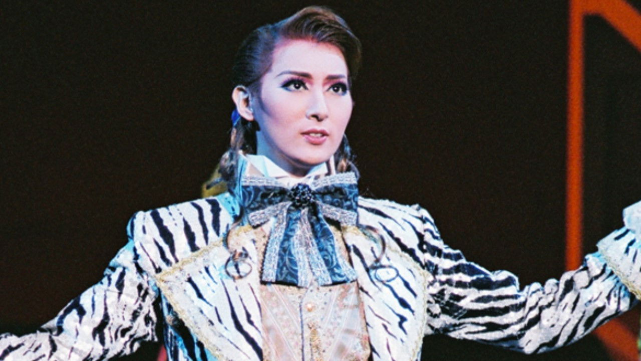 Backdrop for The Scarlet Pimpernel (Shinjin Kouen)