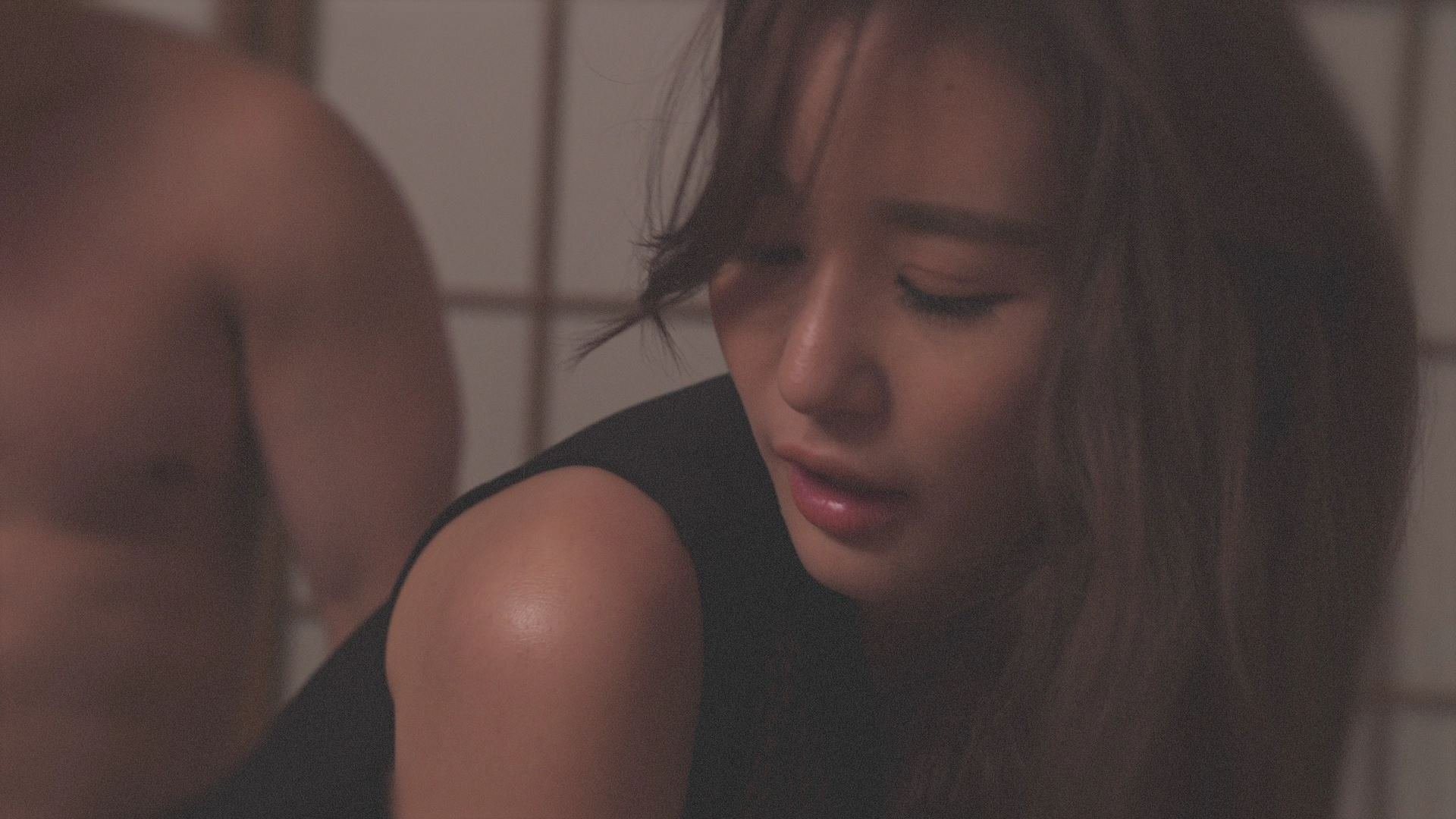 Backdrop for Japanese Woman is Cheap in the Next Room