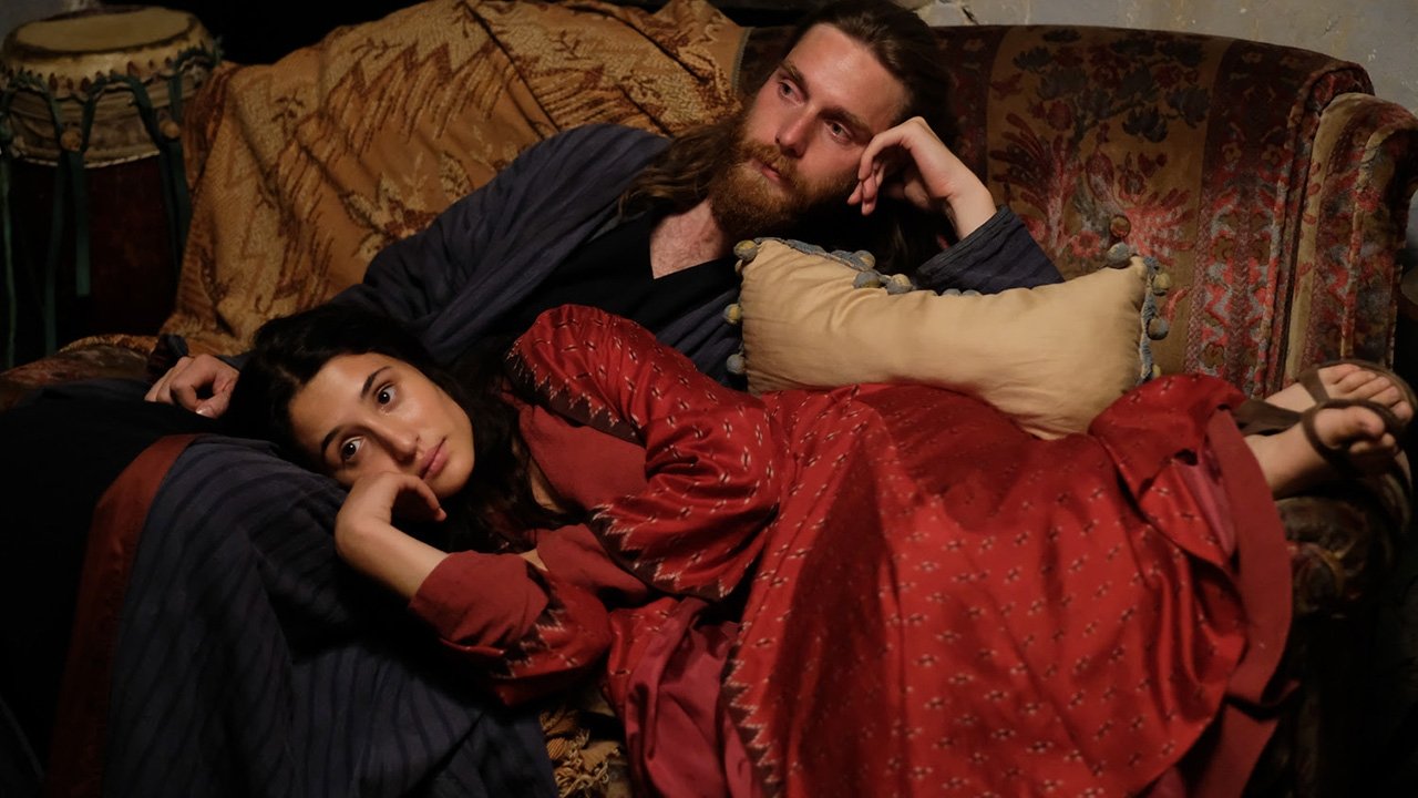 Backdrop for Capri-Revolution