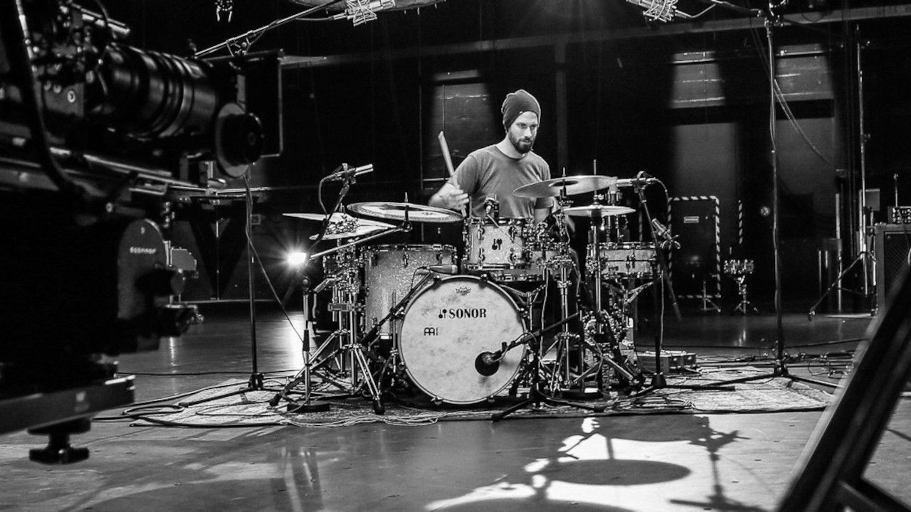 Backdrop for Benny Greb: The Art and Science of Groove