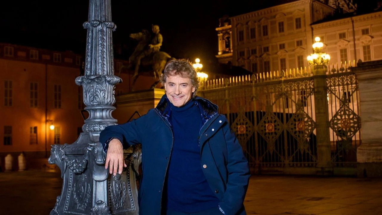 Backdrop for Tonight in Turin