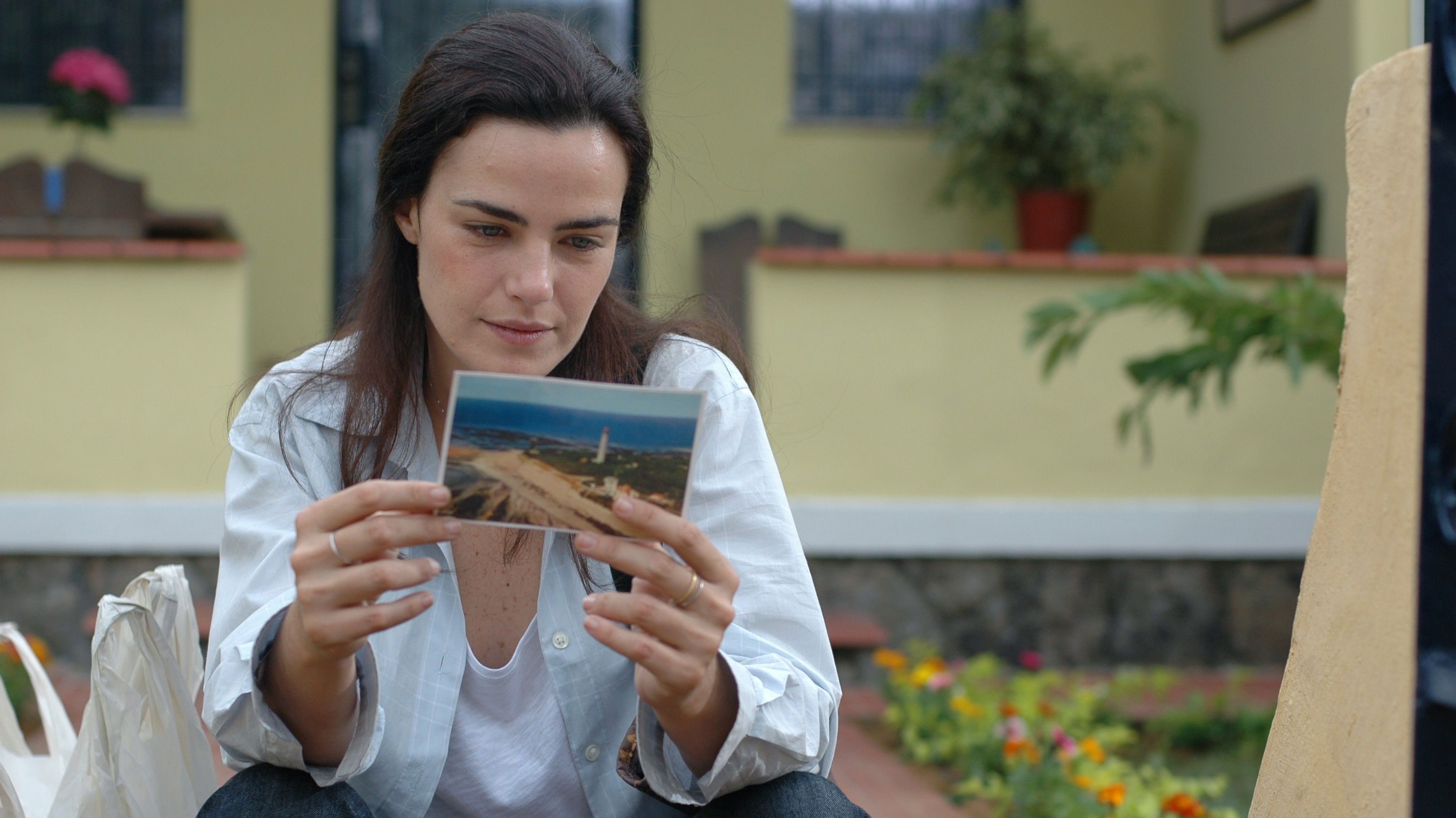 Backdrop for So Hard to Forget