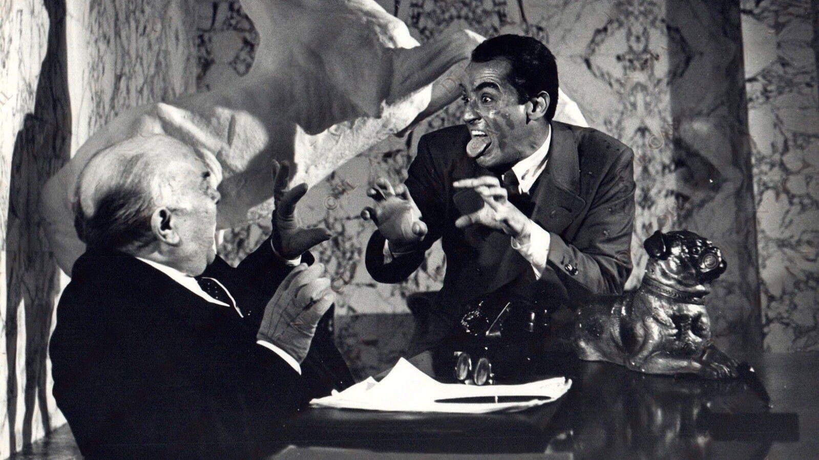 Backdrop for Catch As Catch Can