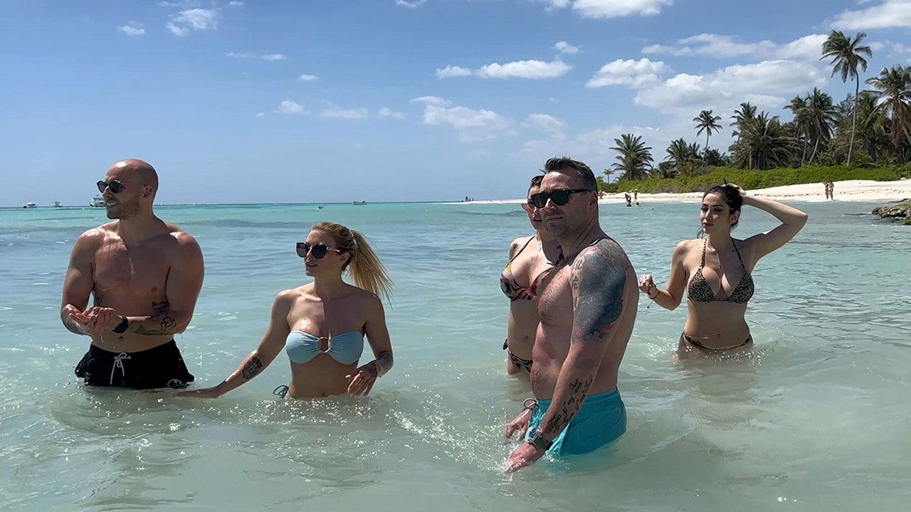 Backdrop for Sex Friends: Punta Cana