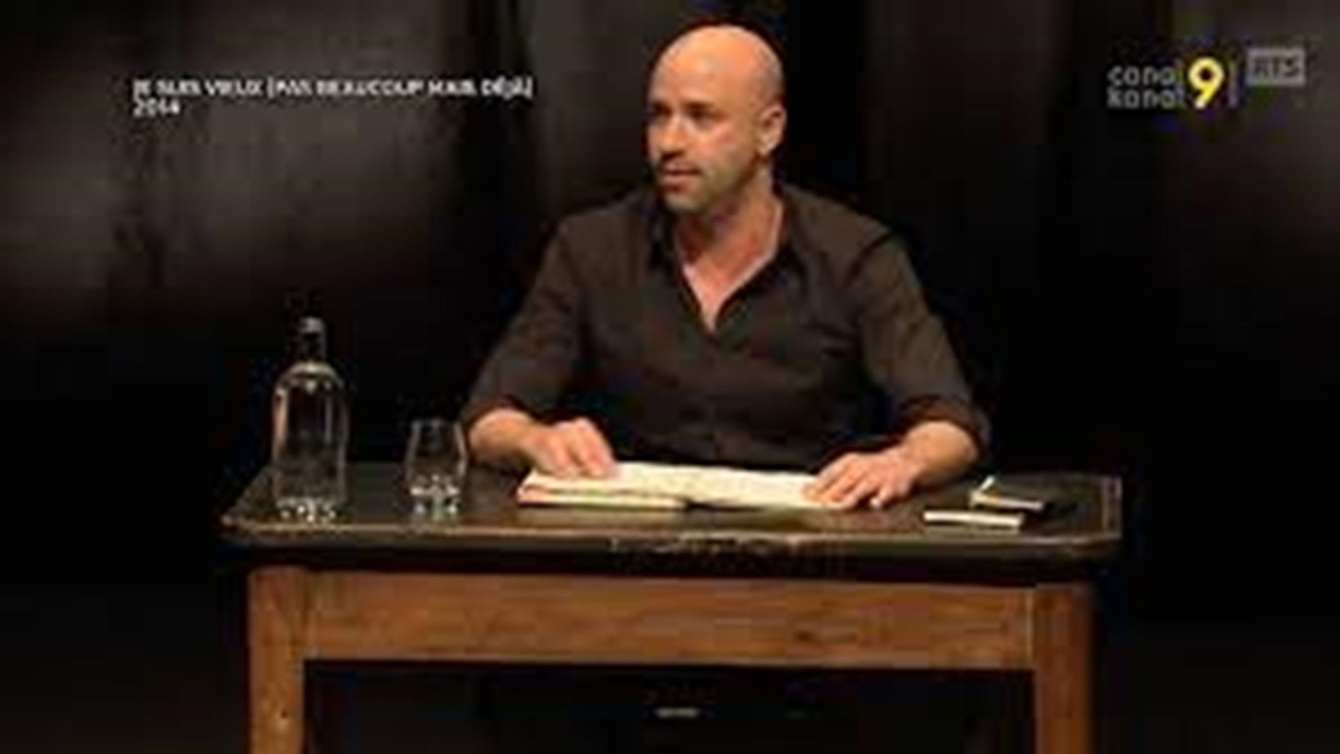 Backdrop for Frederic Recrosio : Je suis vieux (pas beaucoup mais déjà)