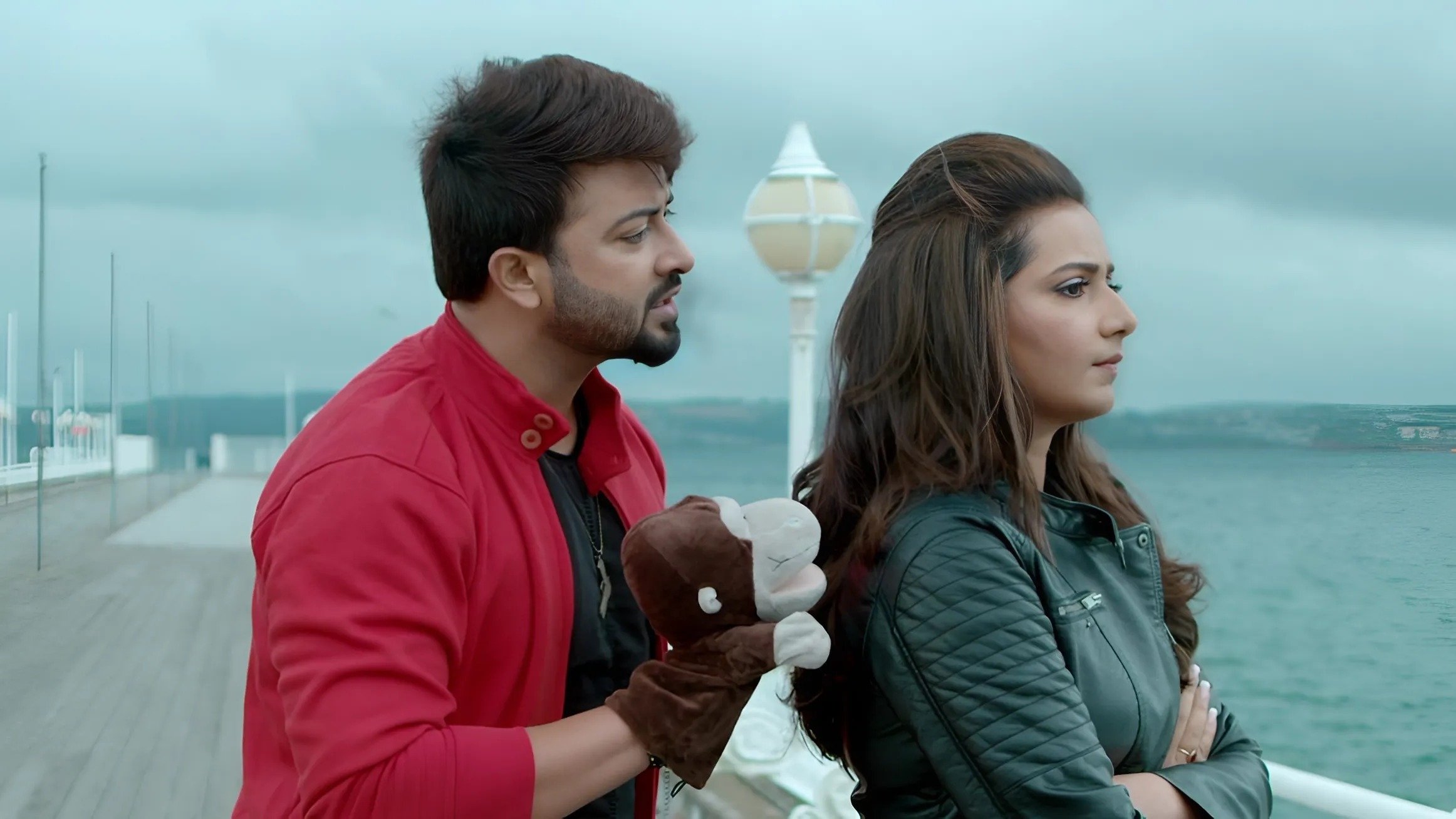 Backdrop for Chalbaaz